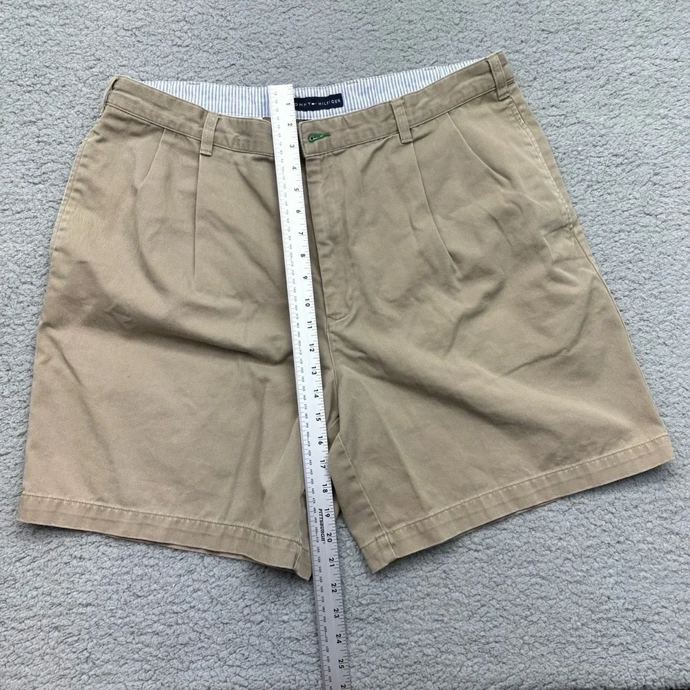Tommy Hilfiger Vintage Mens Size 40 Style‎ 1636 Pleated Khaki Shorts